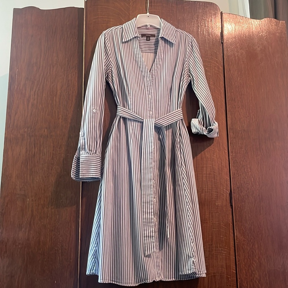 The perfect fall dress. Gray striped button down shirt dress with sash.